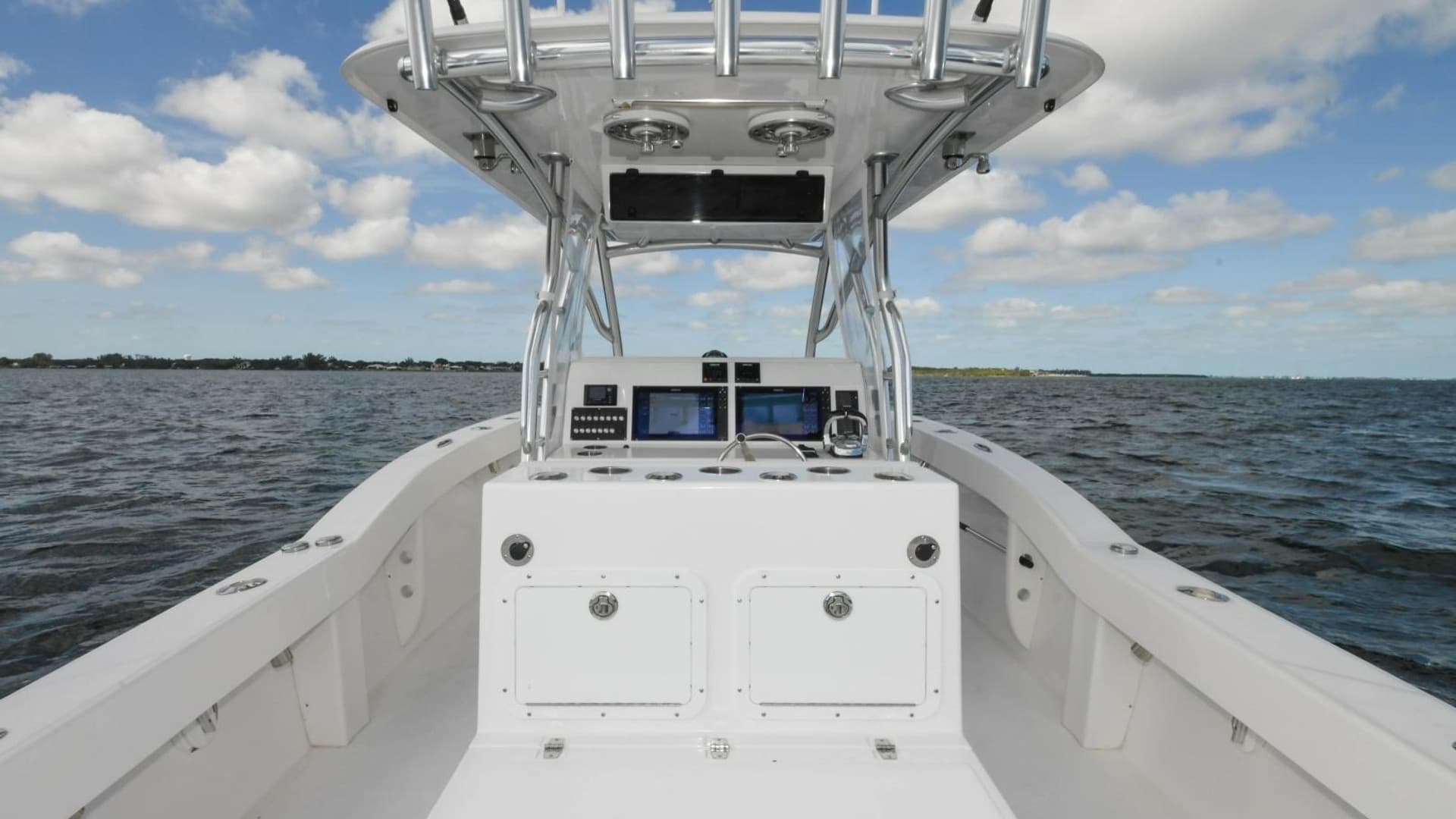 2019 Ocean Master 336 Center Console 