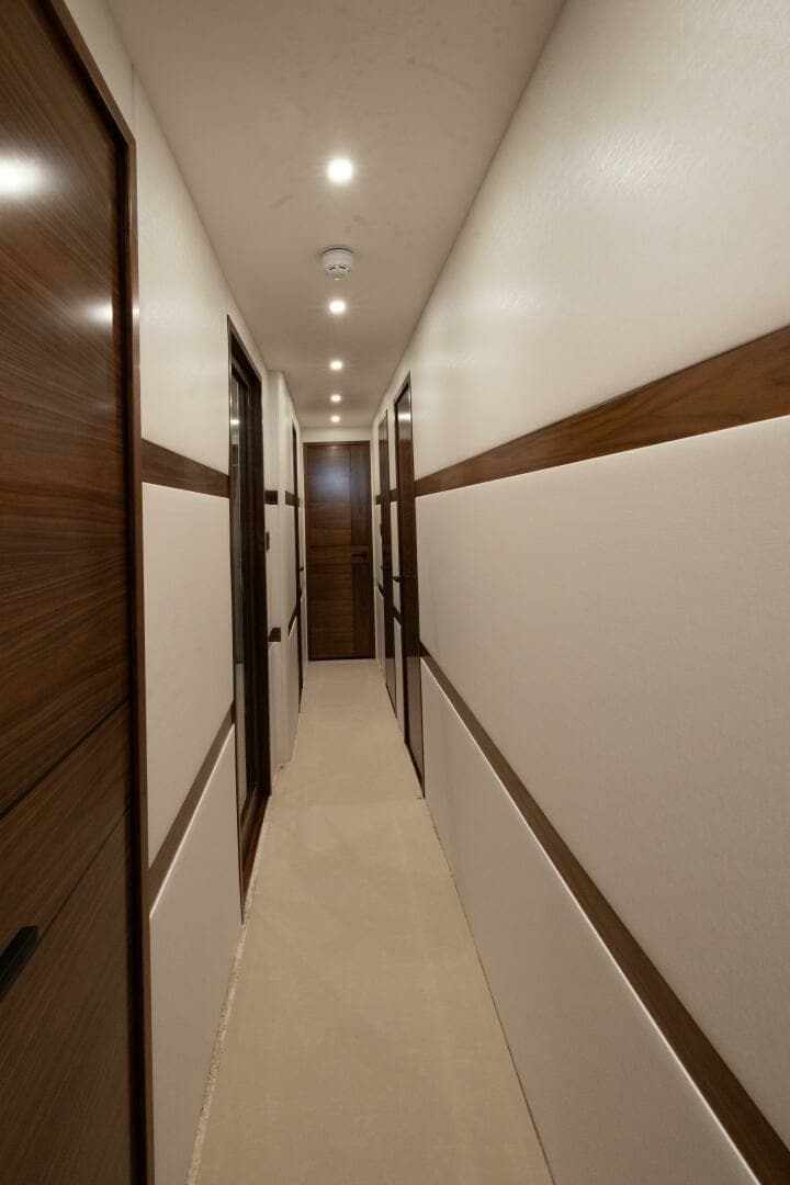 2025 82 Viking Convertible Boujie Companionway