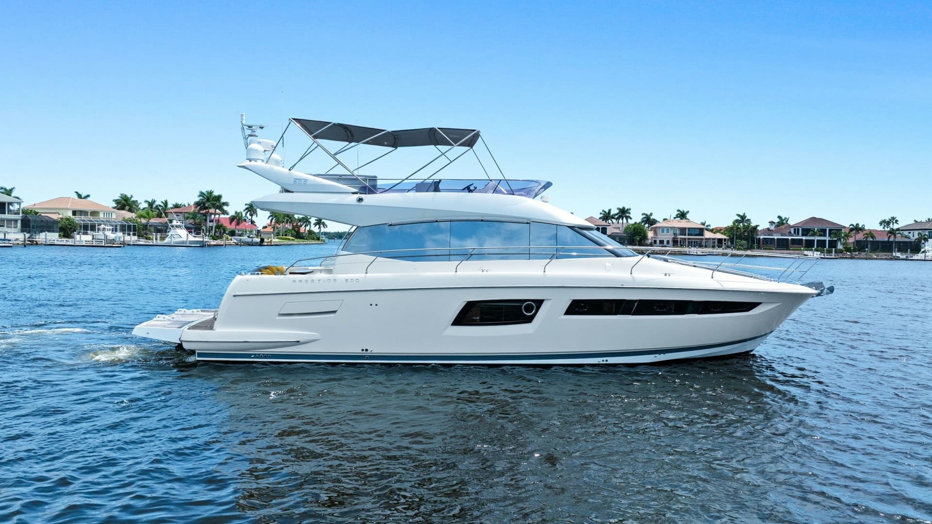 Side Profile of Prestige 500 Fly