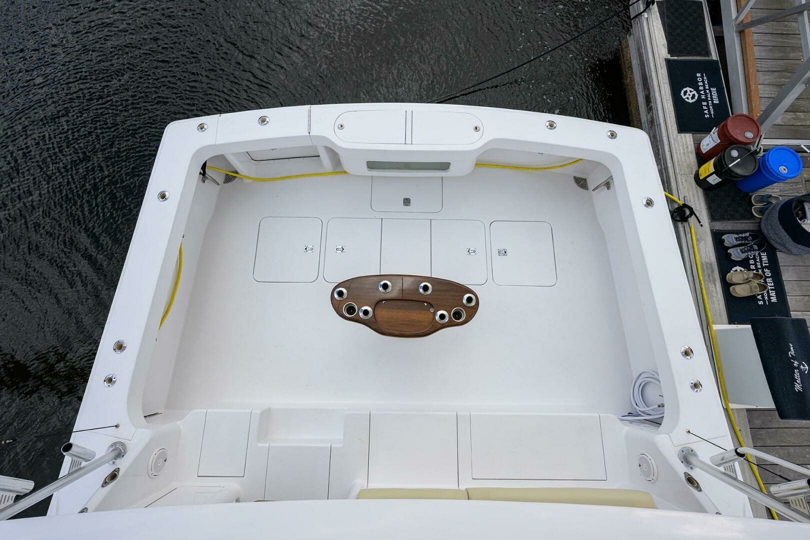 Viking 56 MATTER OF TIME - Cockpit
