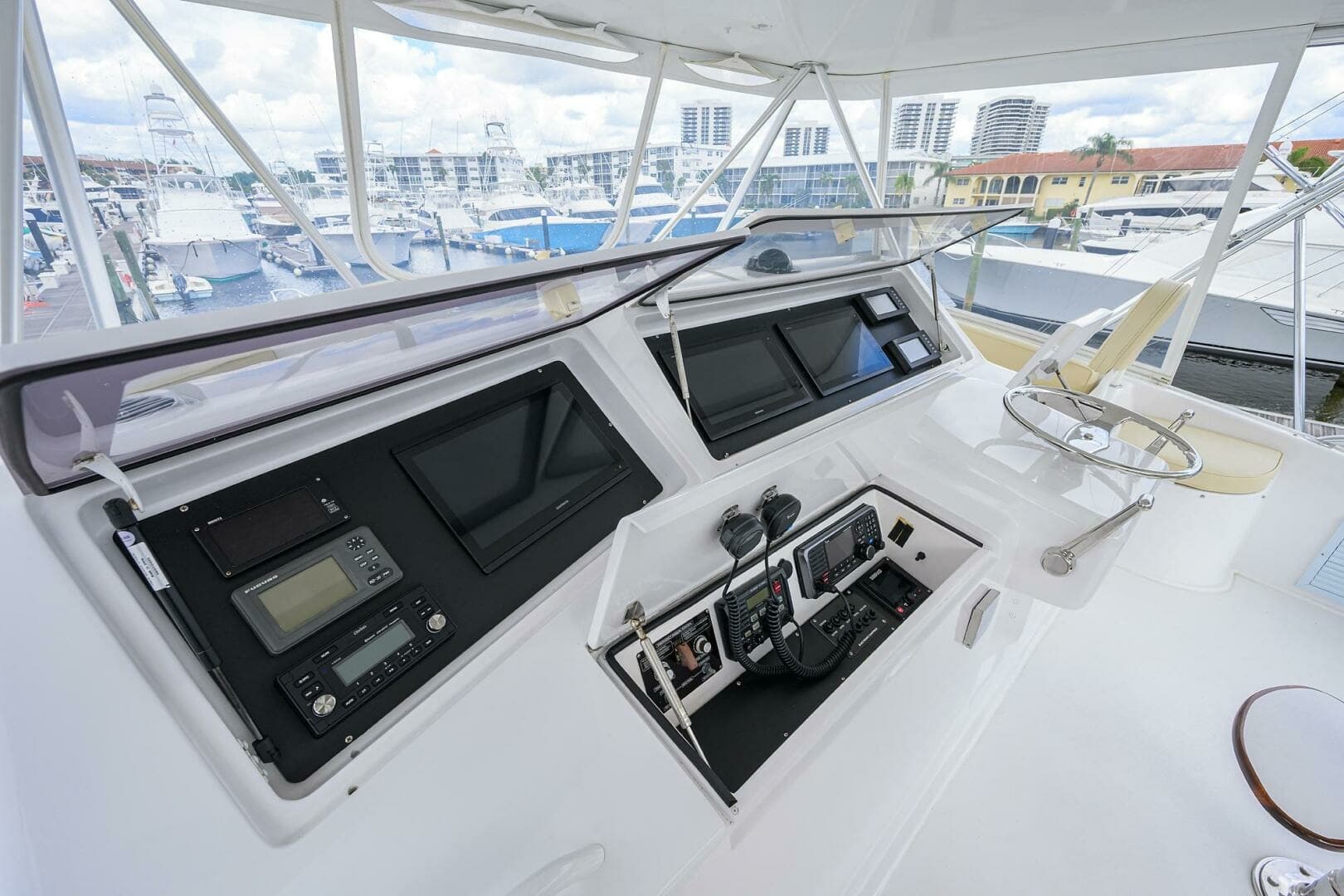 Viking 56 MATTER OF TIME - Flybridge - Helm