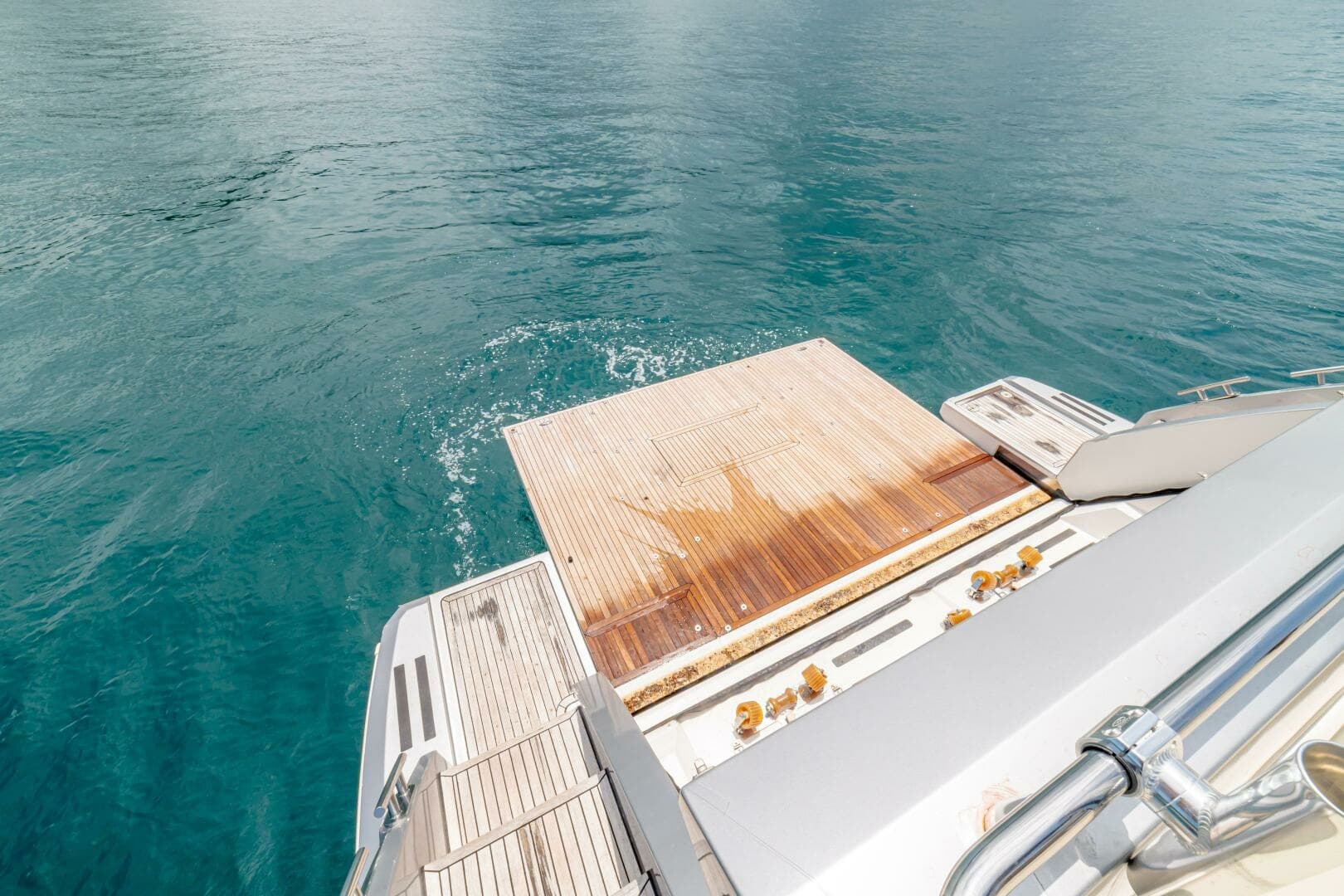 2017 Azimut 77 "Carpe Diem"