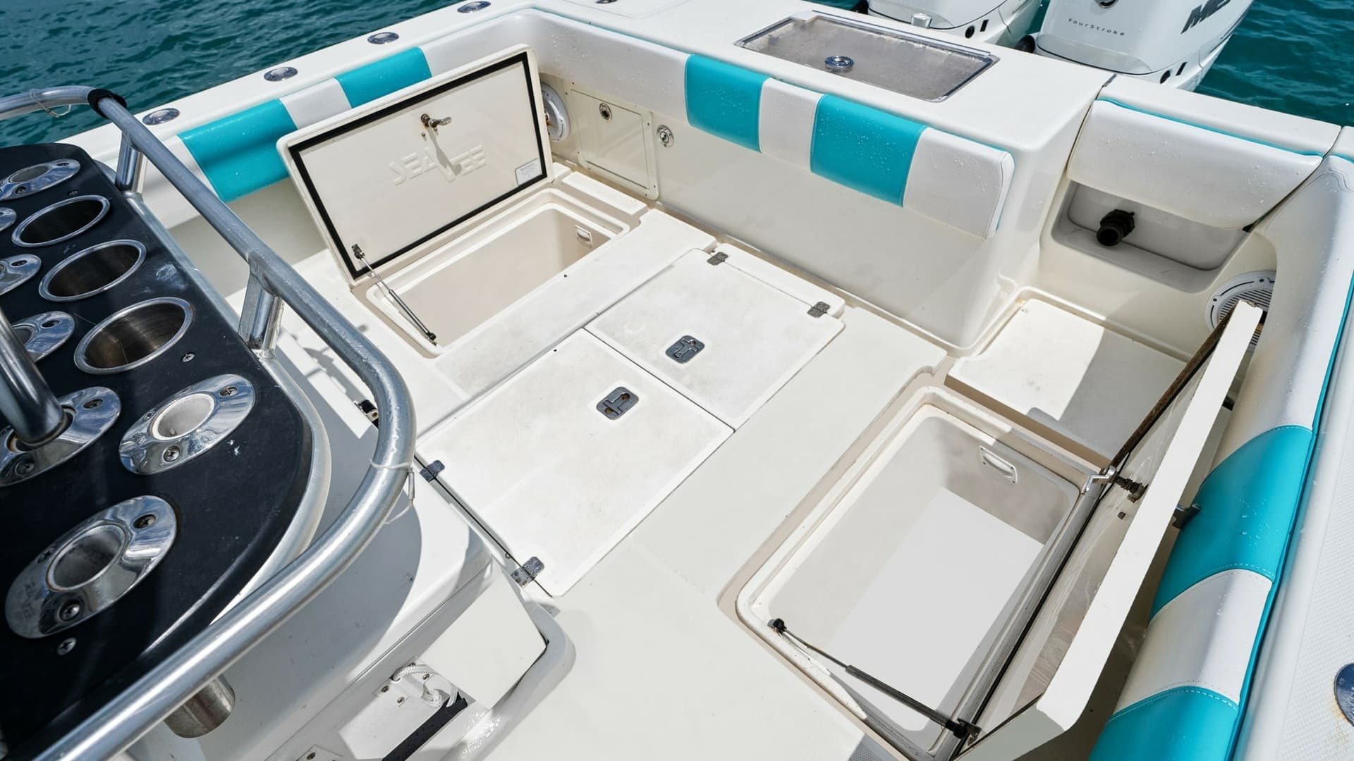 Spacious Aft Fishing Deck