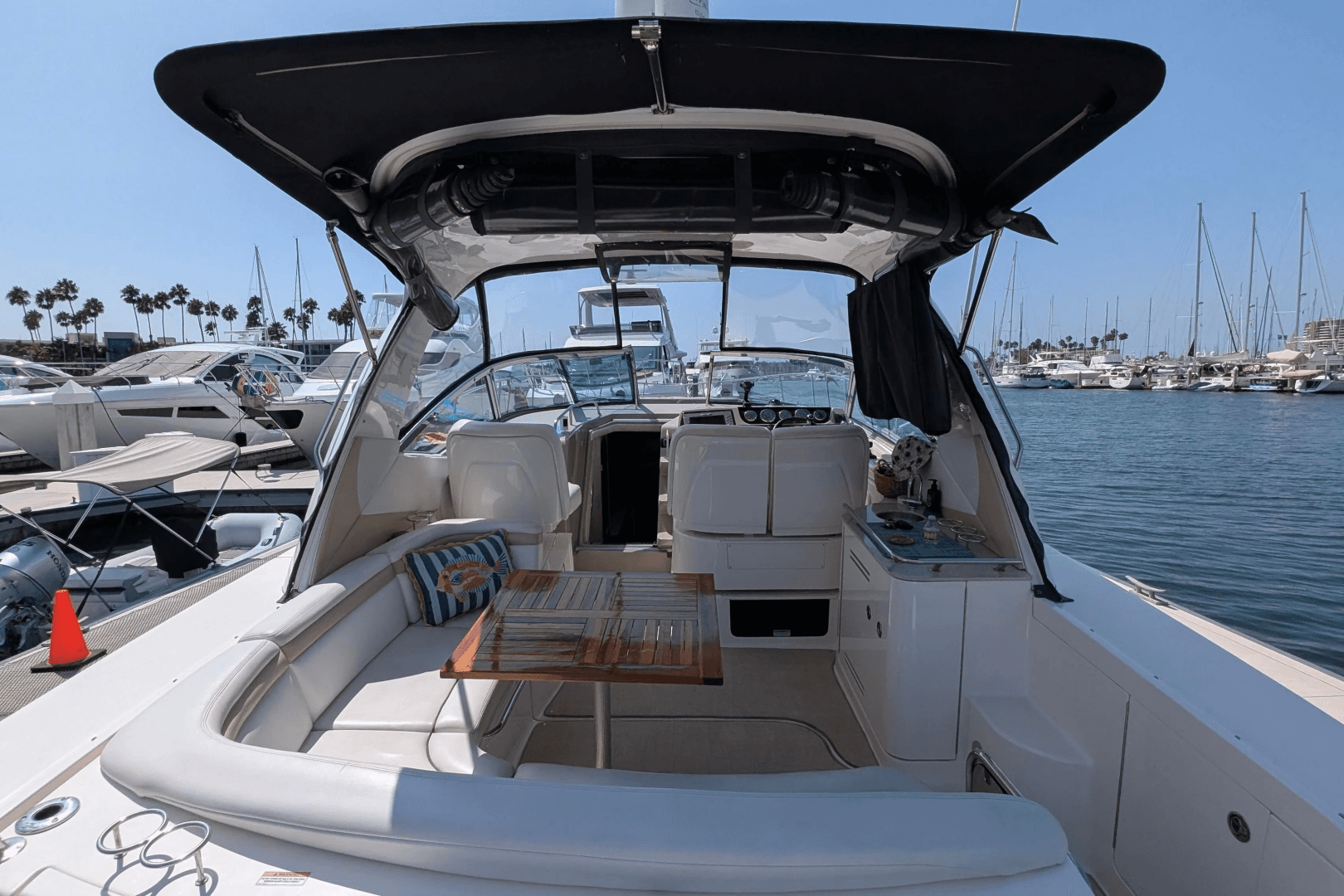 2009 Sea Ray 350 Sundancer