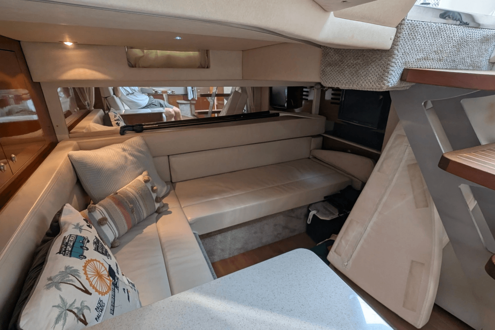 2009 Sea Ray 350 Sundancer