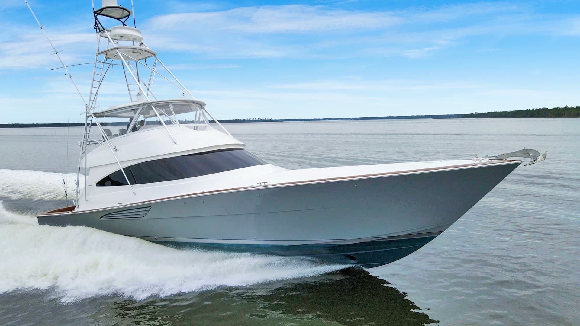 2020 68 Viking Convertible Gunpowder Exterior (4)