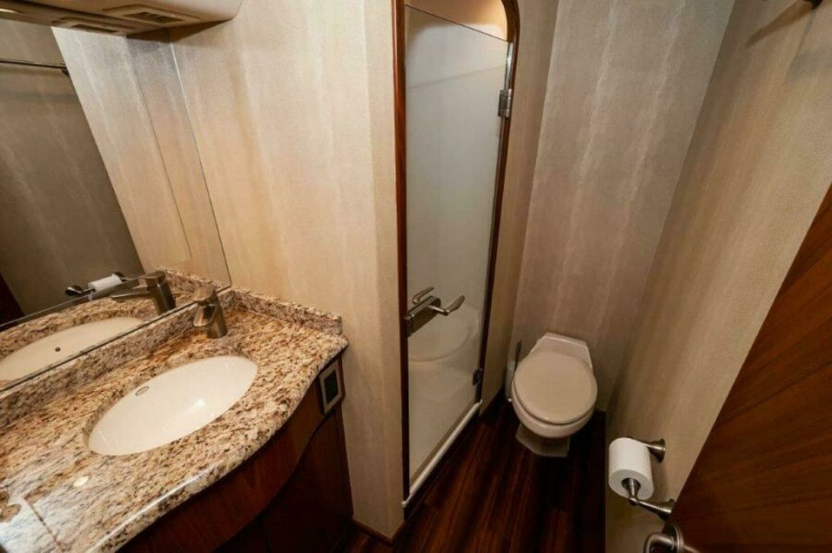 2012 76 Viking Sky Bridge Barefoot Drive Guest Head (2)