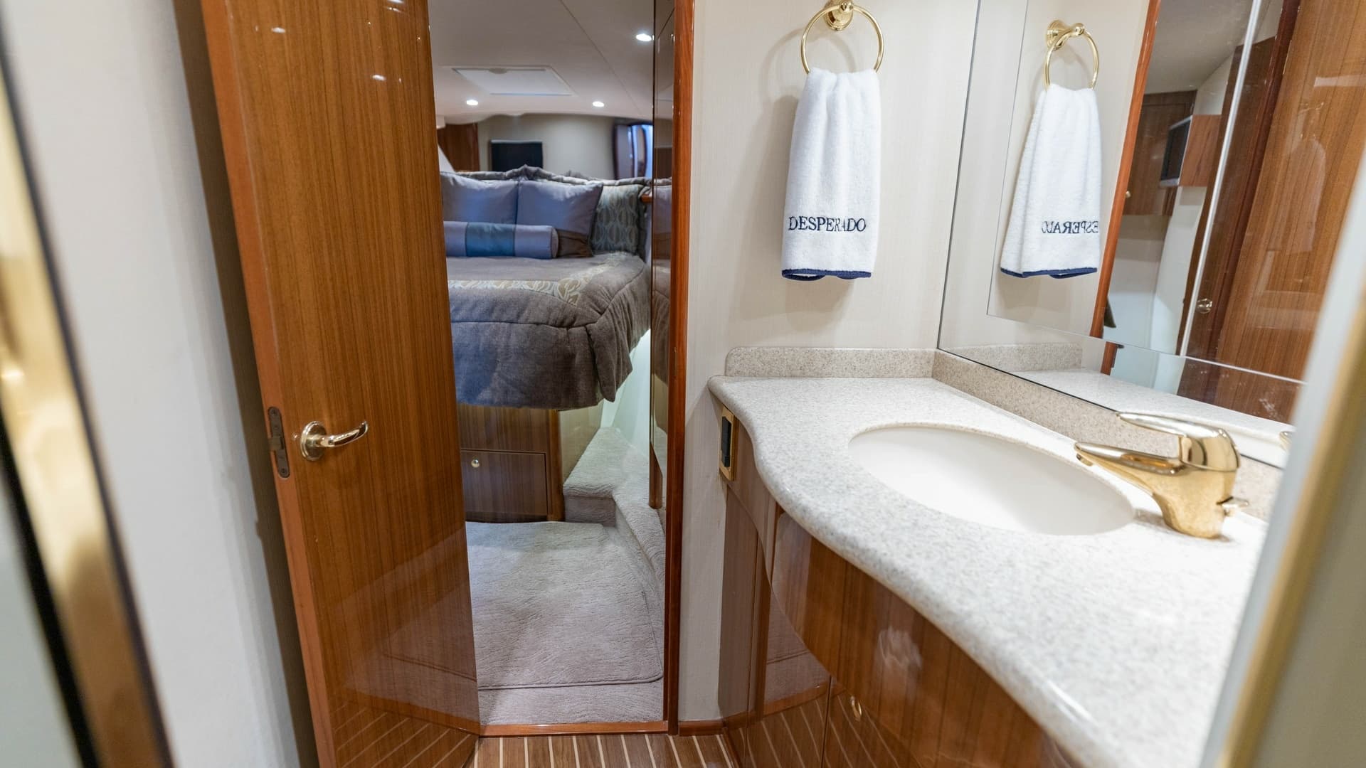 Luxurious Ensuite with Vanity