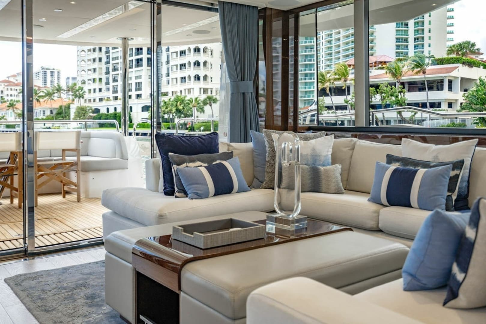 2019 Sunseeker 95 Motor Yacht