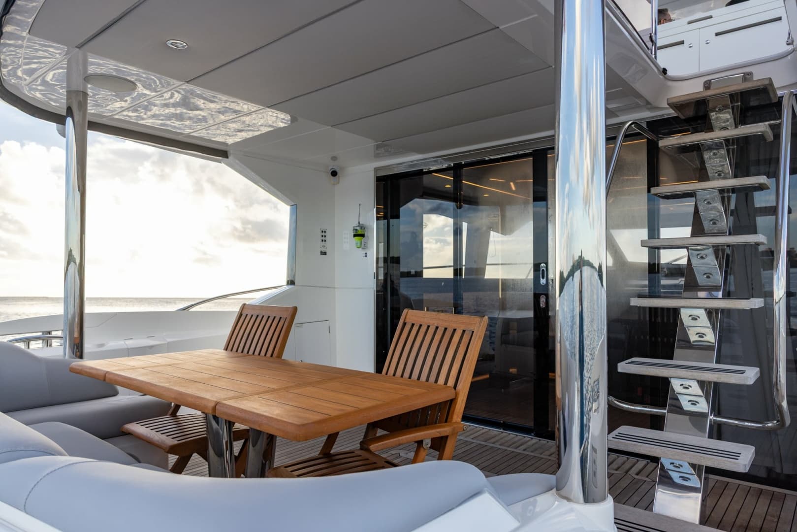 2022 Sunseeker Manhattan 68