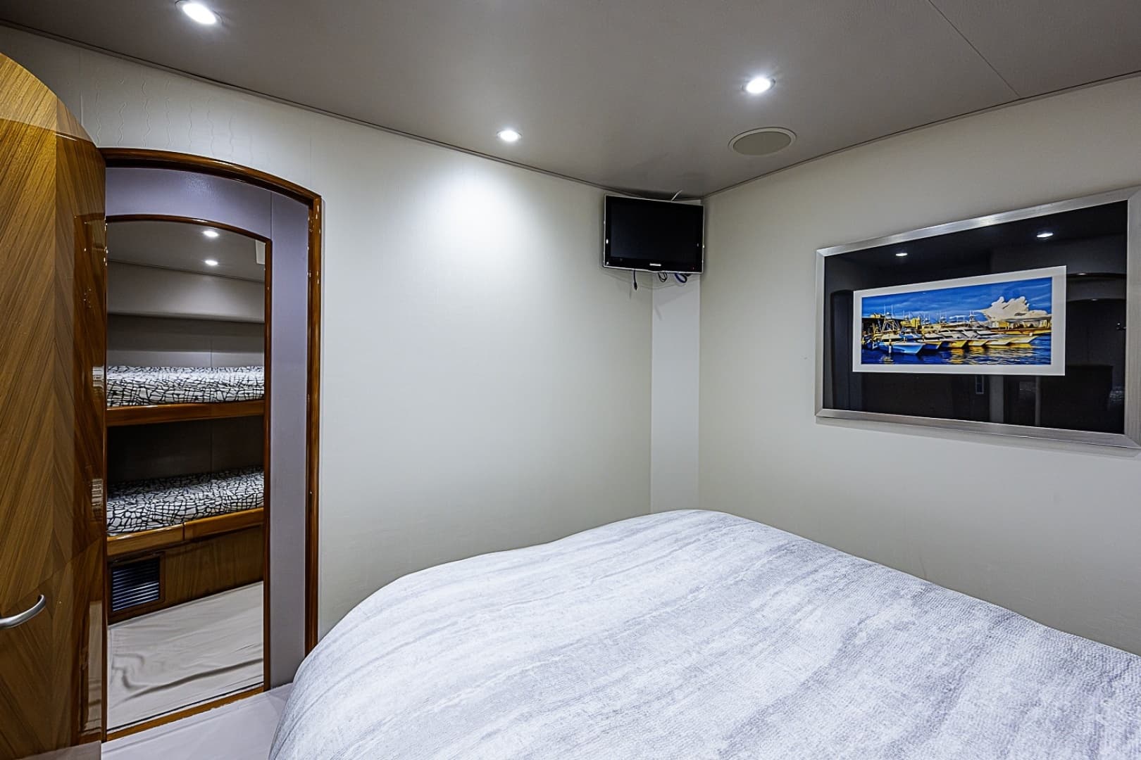 2011 Viking 76 Enclosed Bridge
