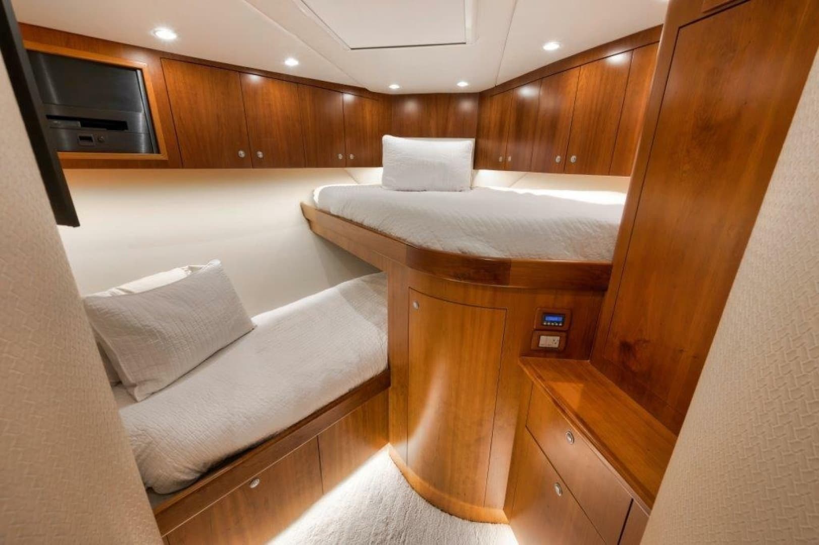 Sculley Custom Carolina 66 - Let It Ride - Stateroom