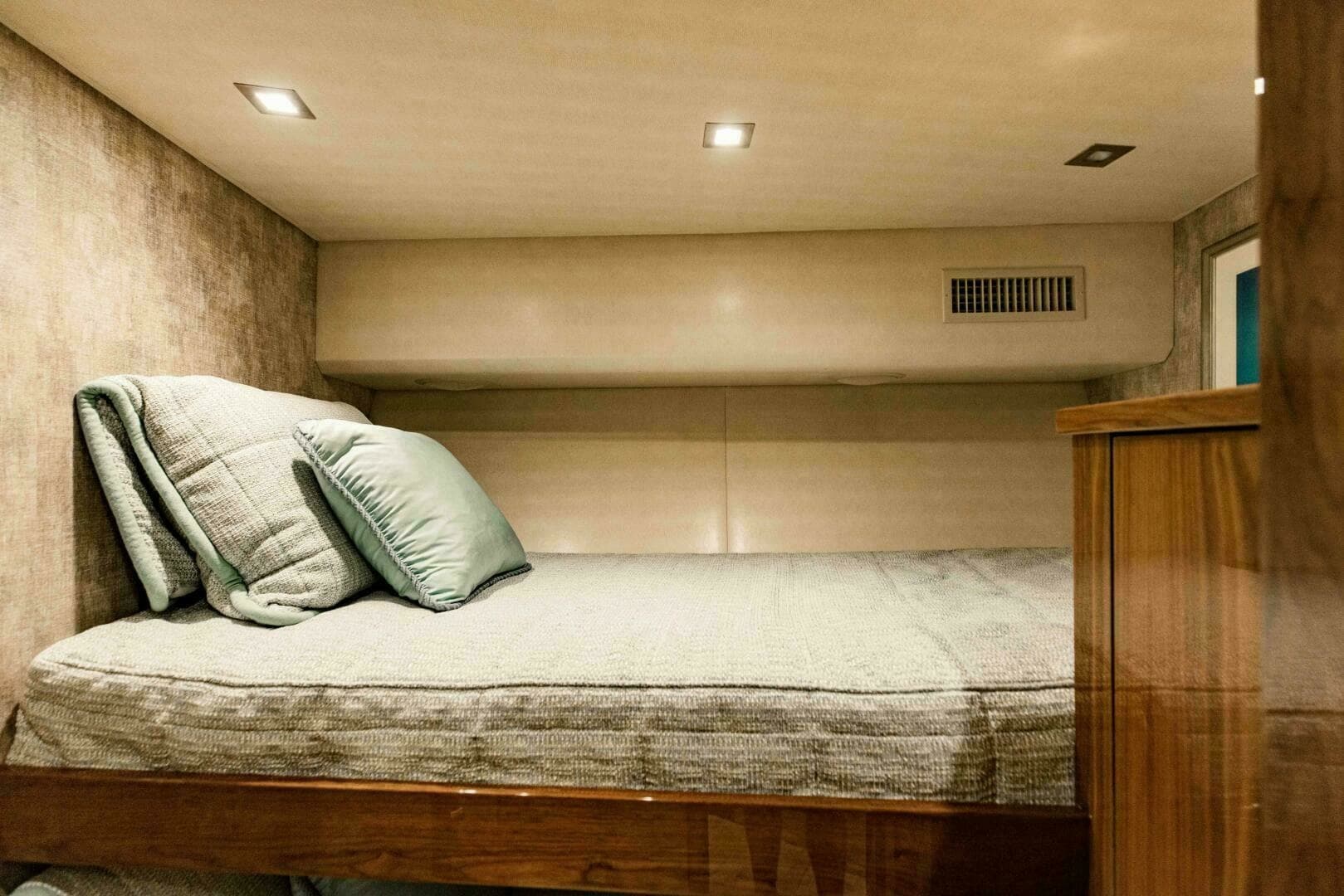 2020 Viking 72 Enclosed Bridge
