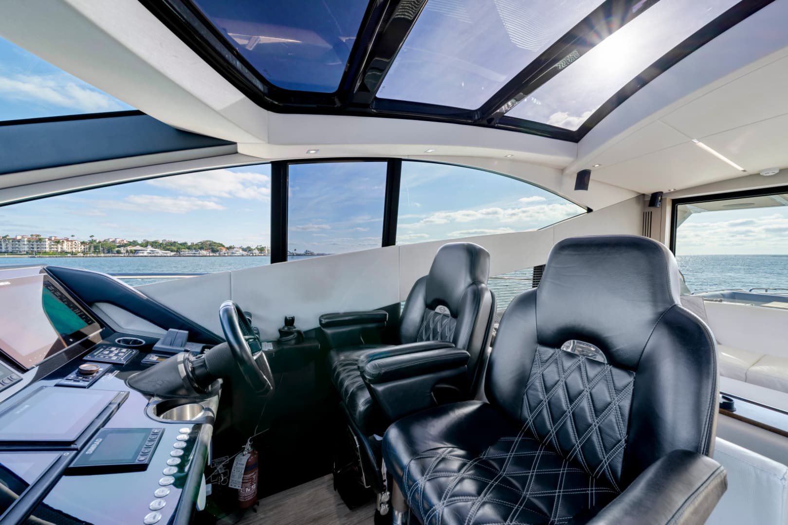 2018 Sunseeker Predator 68