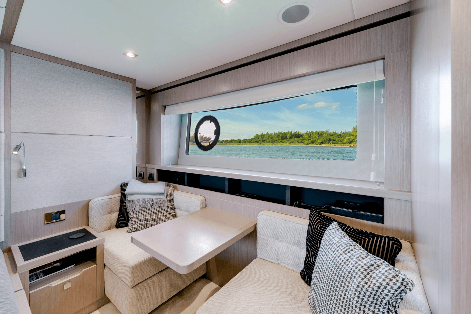 2018 Sunseeker Predator 68