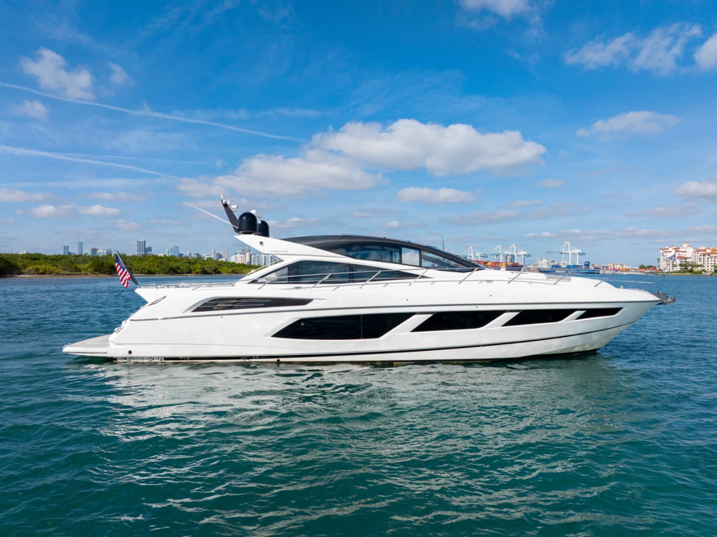 2018 Sunseeker Predator 68