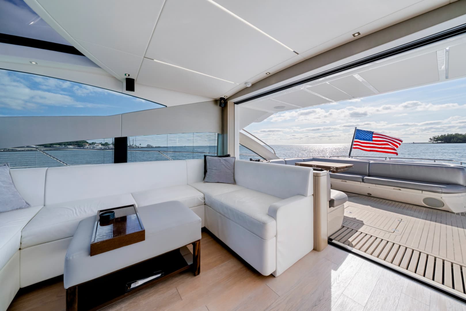 2018 Sunseeker Predator 68