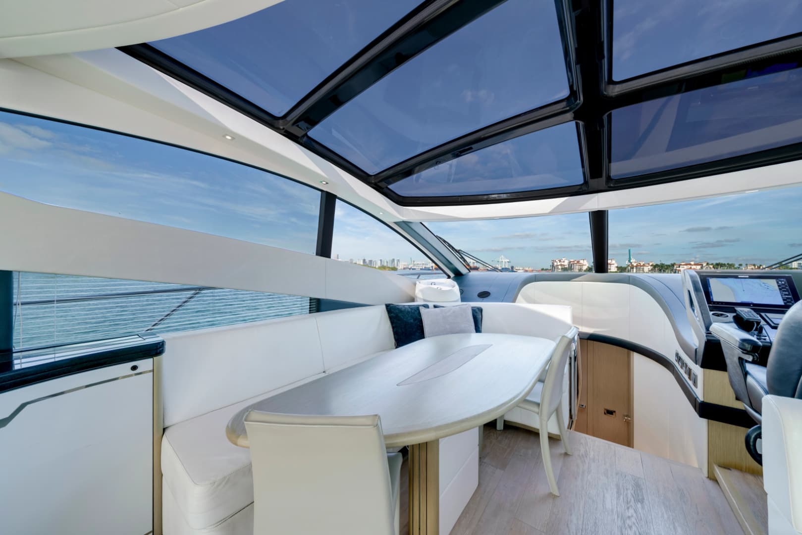 2018 Sunseeker Predator 68
