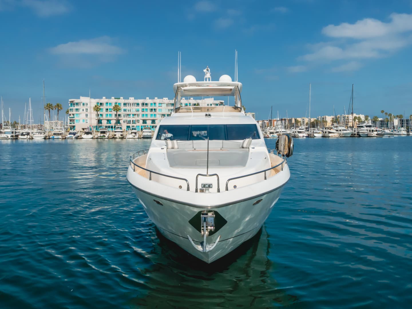 2011 Sunseeker 88 Yacht