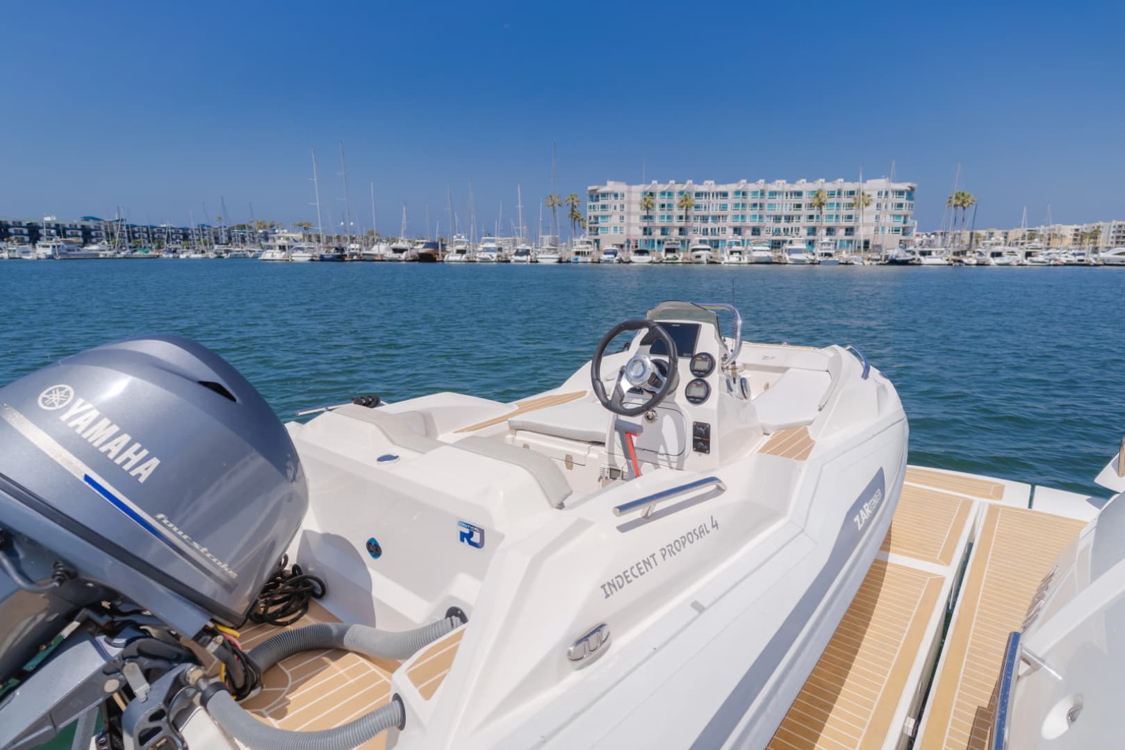 2011 Sunseeker 88 Yacht