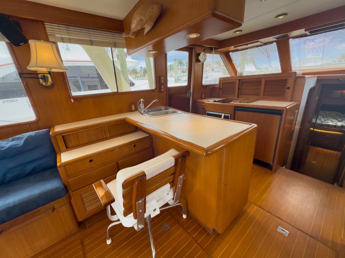 1997 Offshore Yachts Sedan