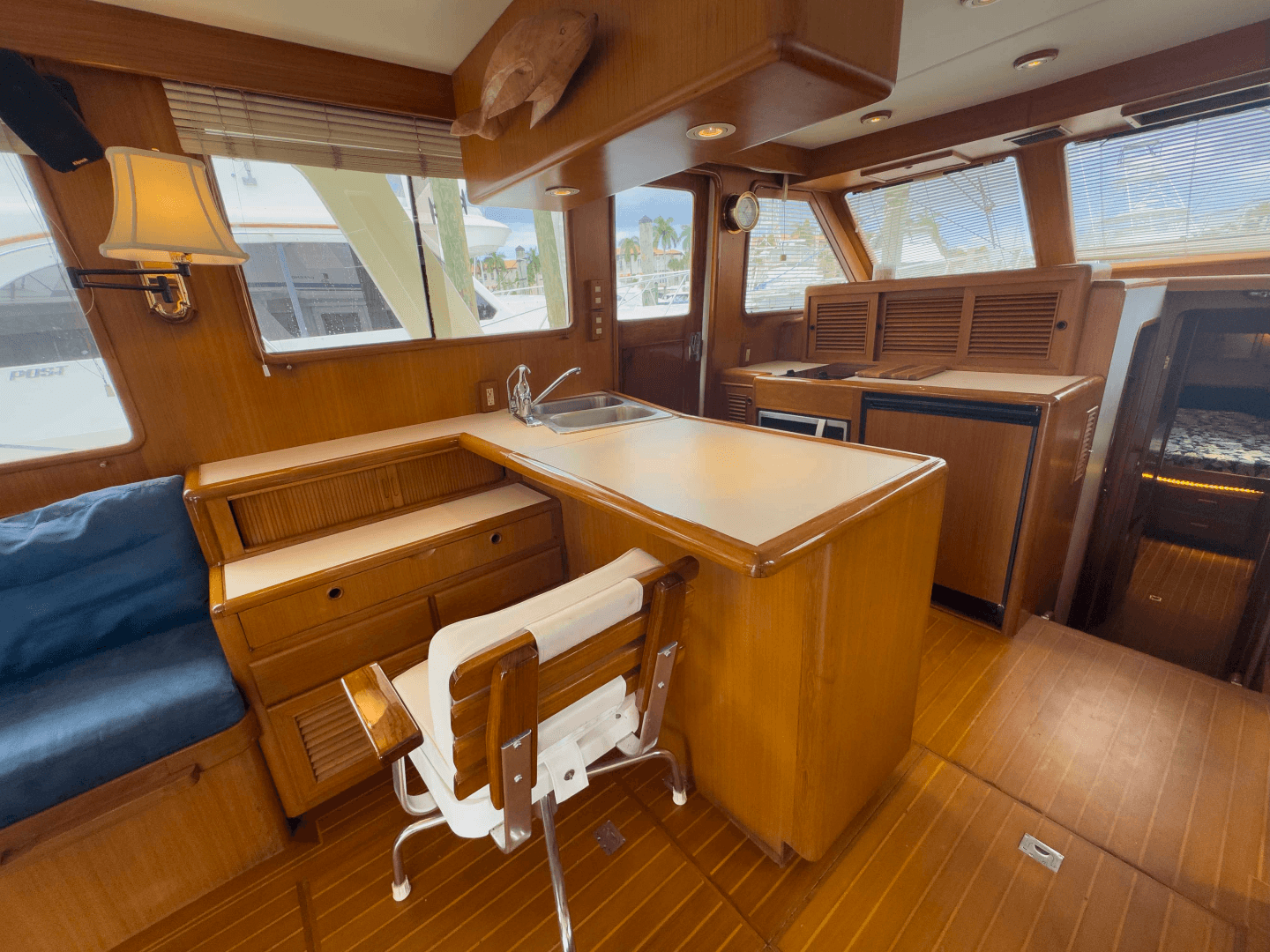1997 Offshore Yachts Sedan
