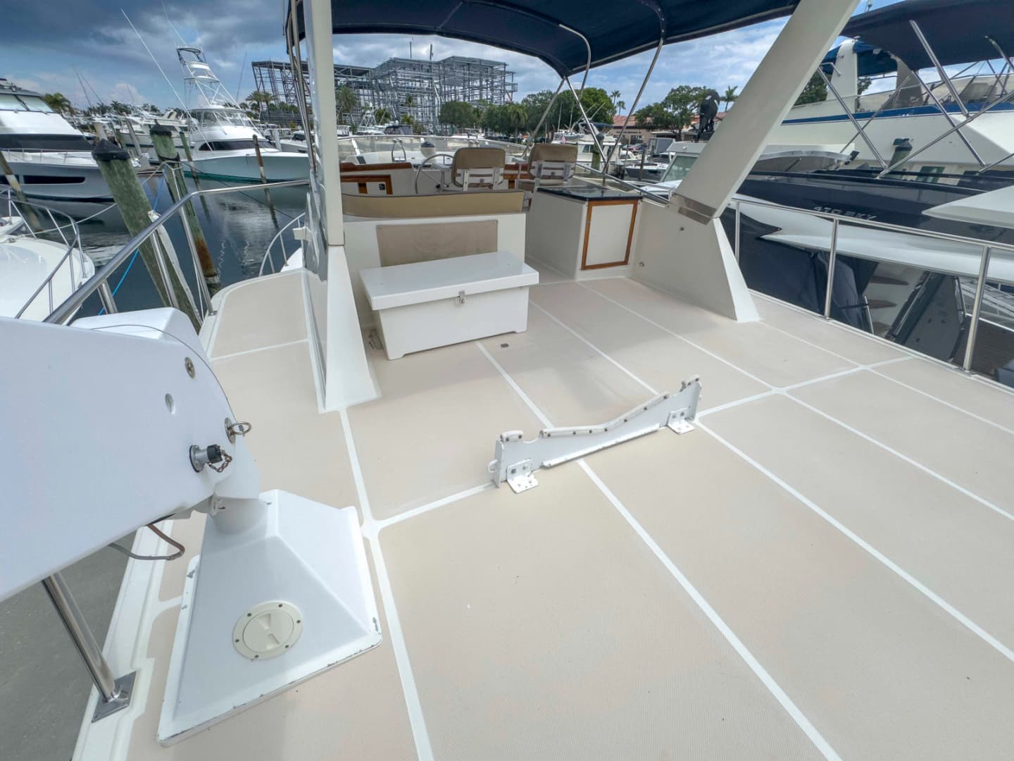 1997 Offshore Yachts Sedan