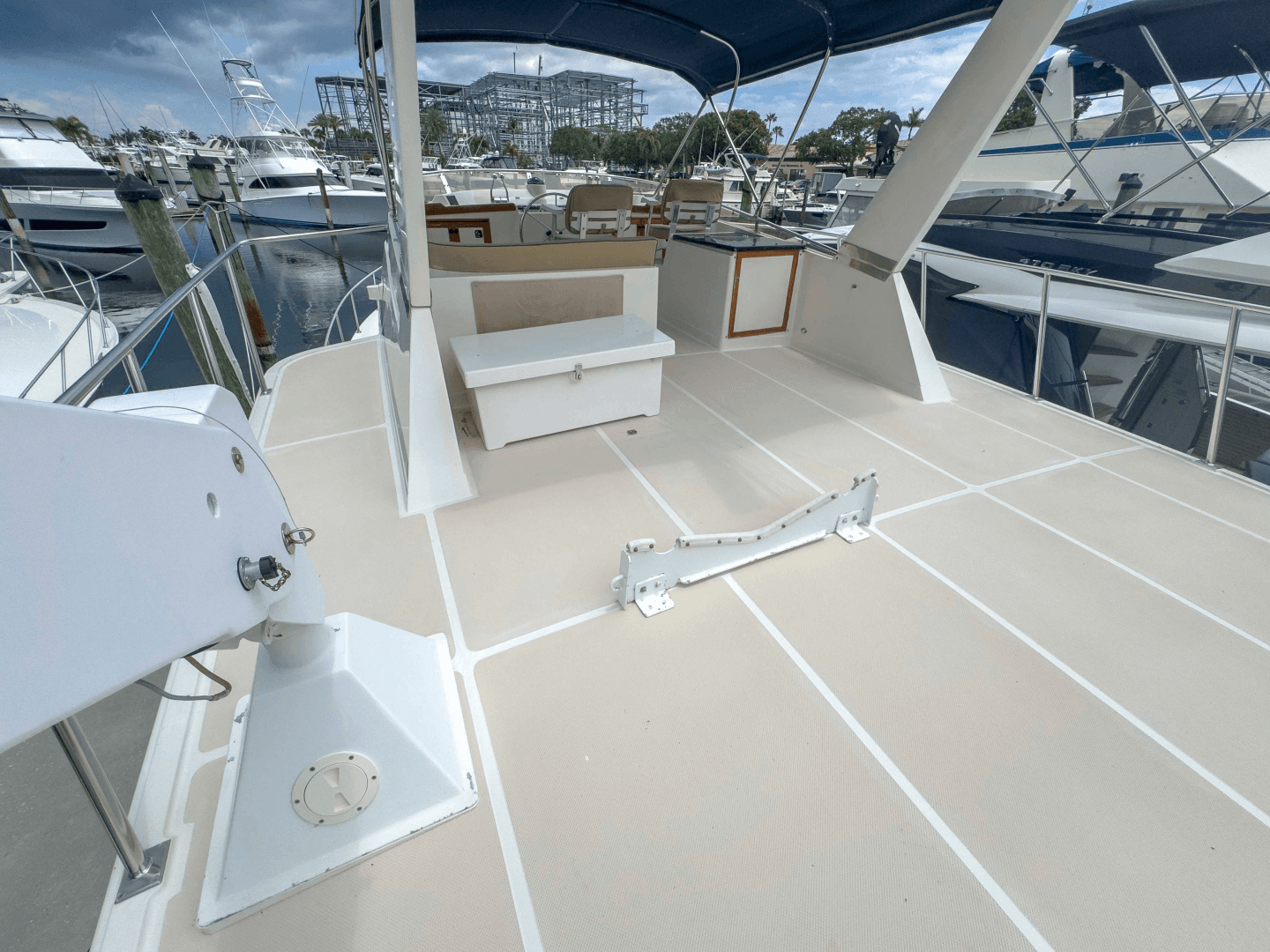 1997 Offshore Yachts Sedan
