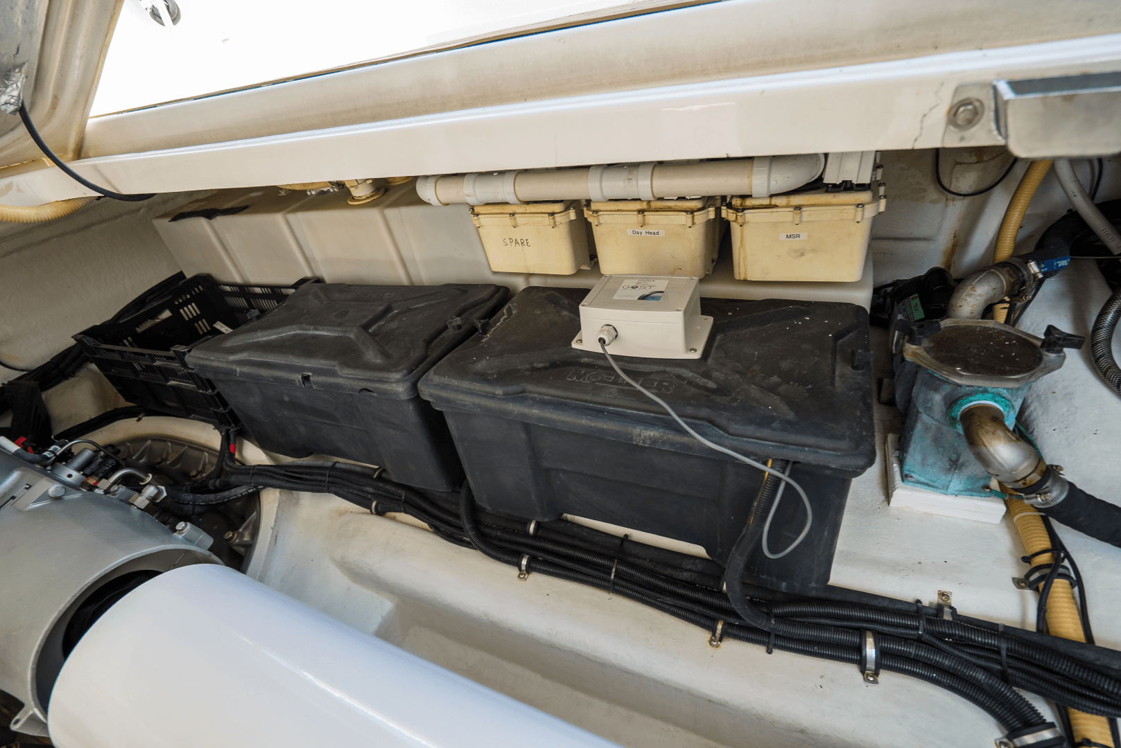 2013 Riviera 53 Enclosed Flybridge