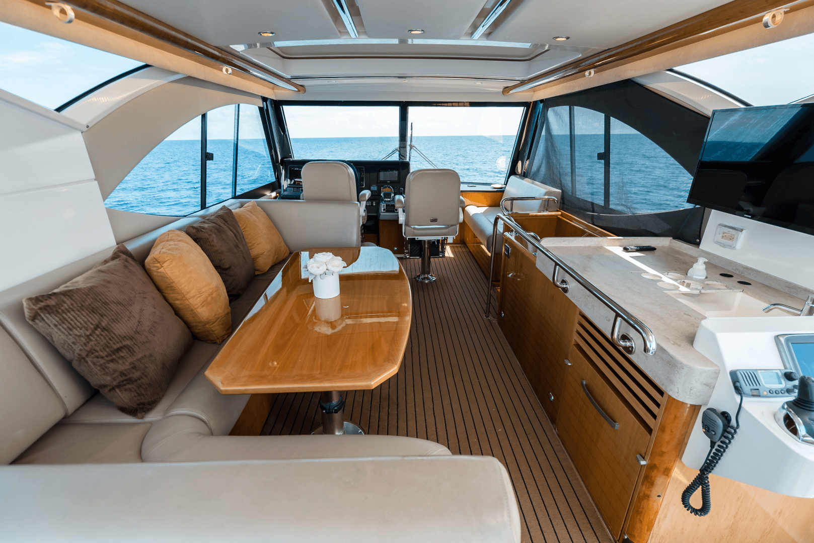 2013 Riviera 53 Enclosed Flybridge