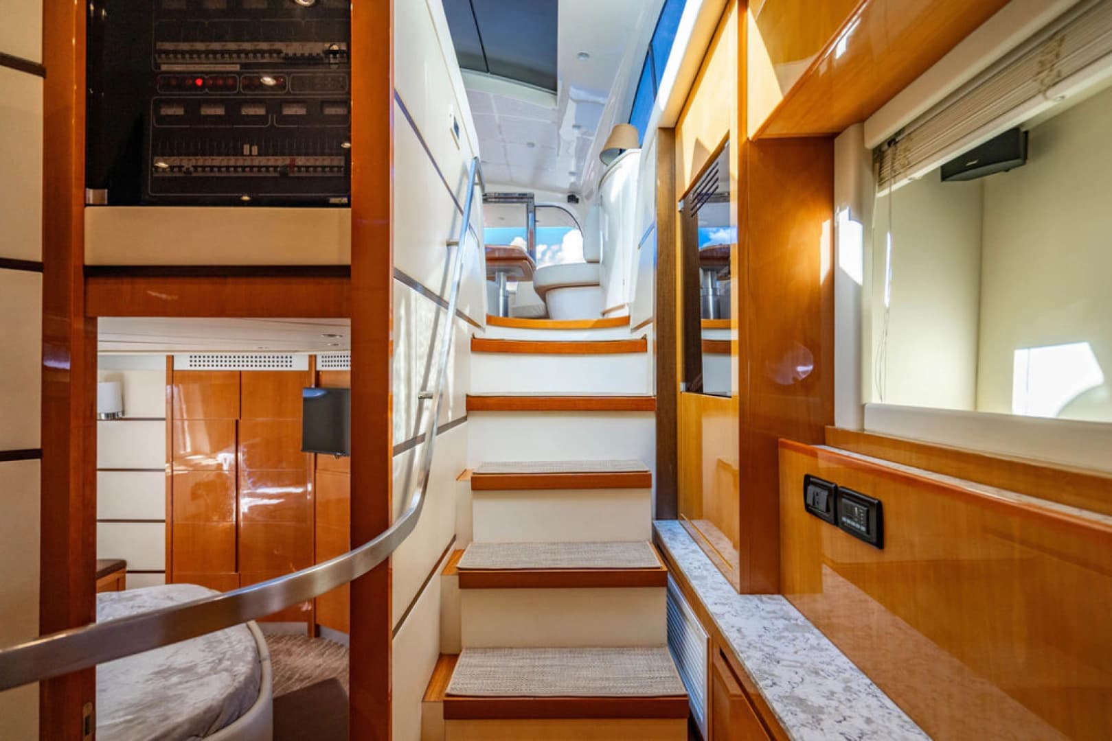 2006 Pershing 62