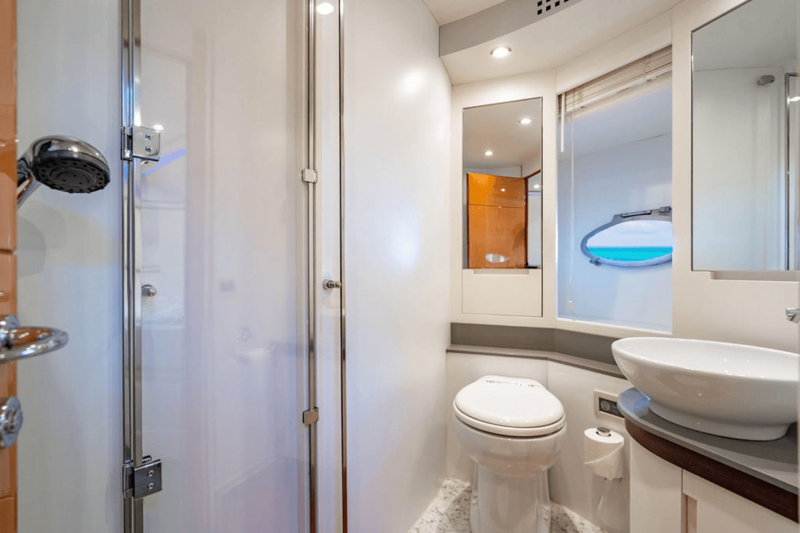2006 Pershing 62