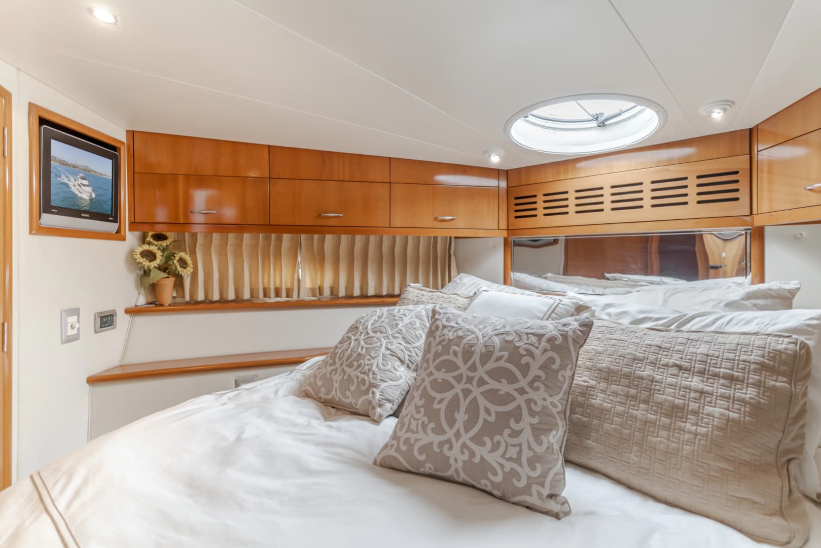 2006 Carver 46 Motor Yacht