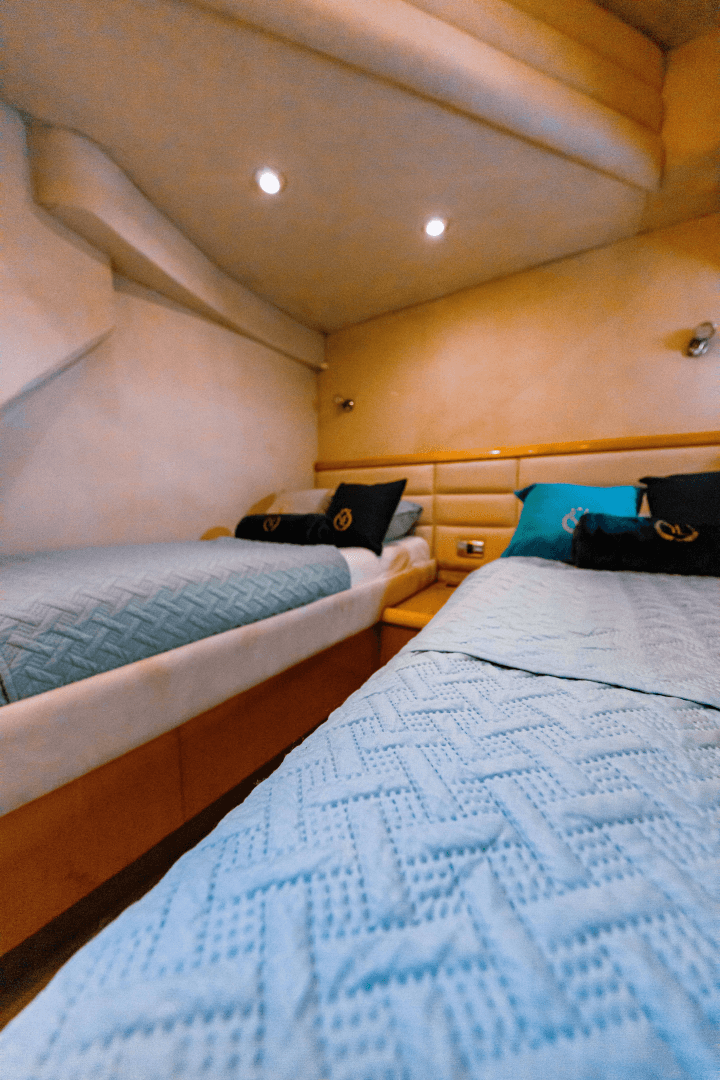 2003 Sunseeker Manhattan 56