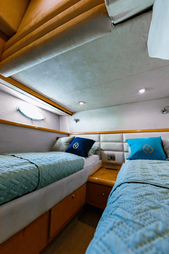 2003 Sunseeker Manhattan 56