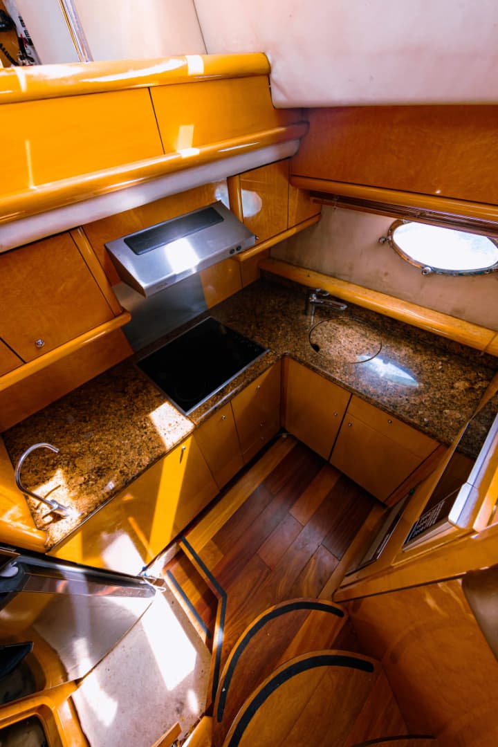 2003 Sunseeker Manhattan 56