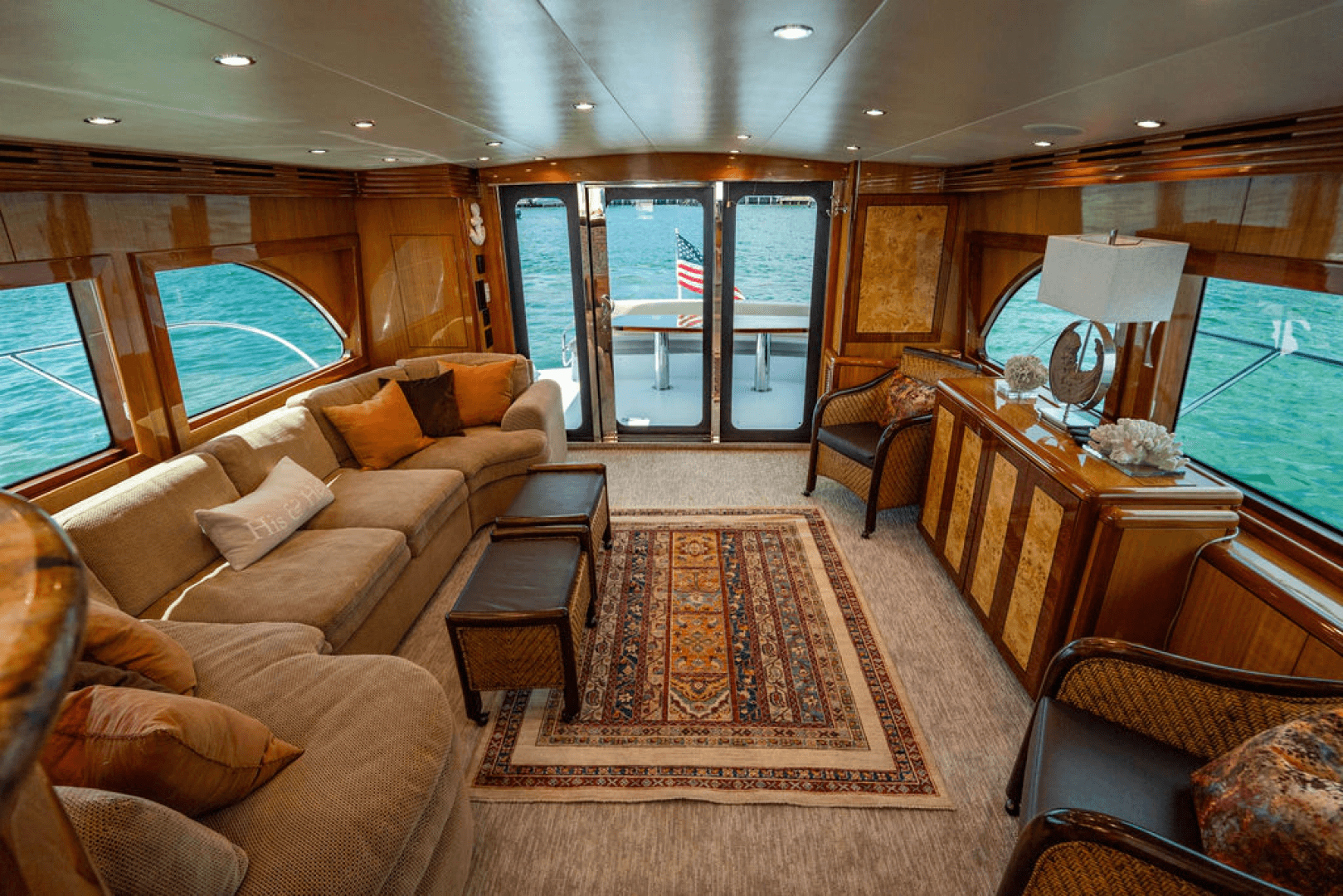 2006 Hatteras 64 Motor Yacht