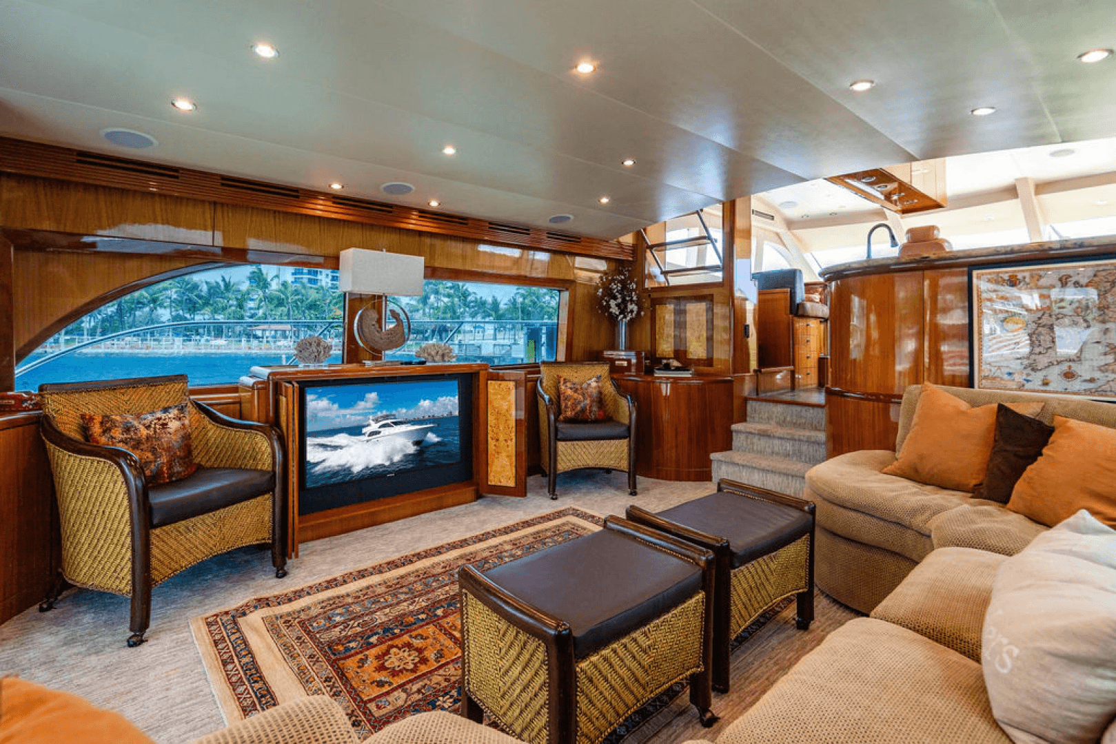2006 Hatteras 64 Motor Yacht