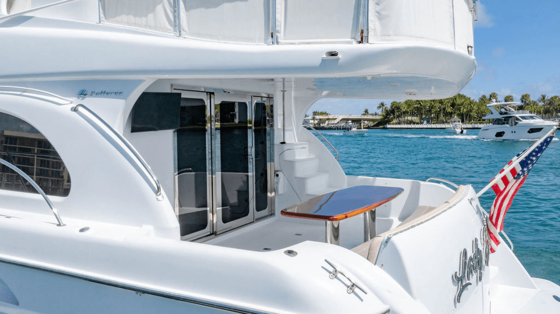 2006 Hatteras 64 Motor Yacht