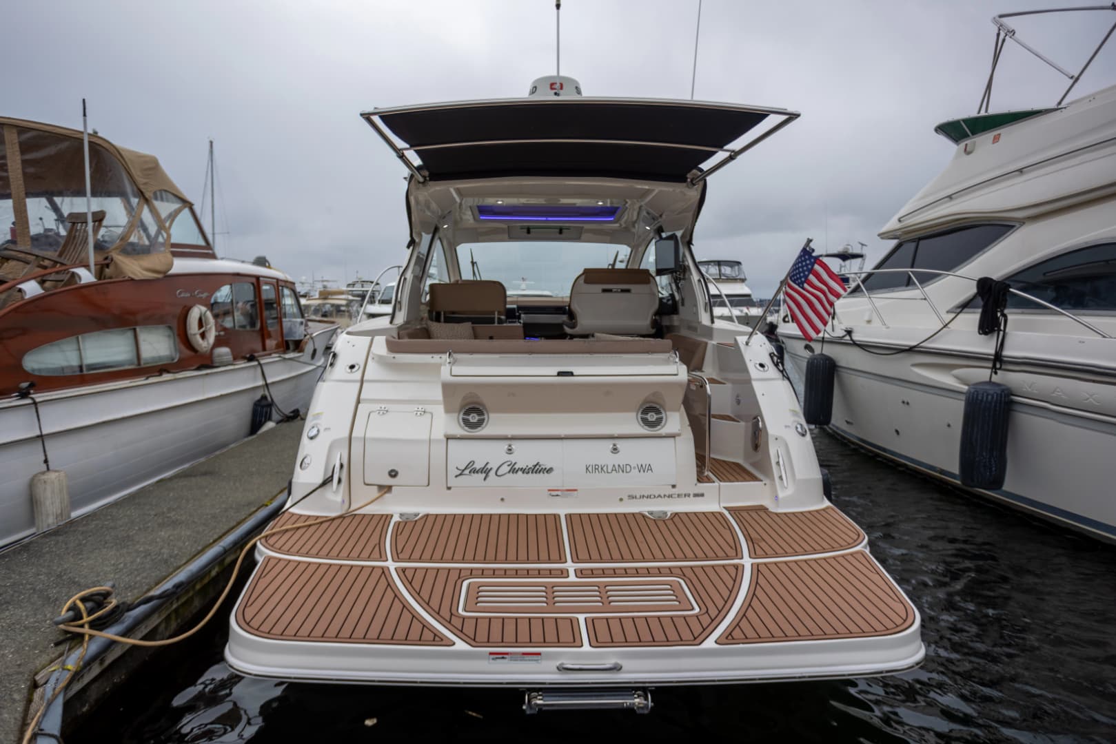 2018 Sea Ray Sundancer 350 Coupe - Rare Shaft Drive