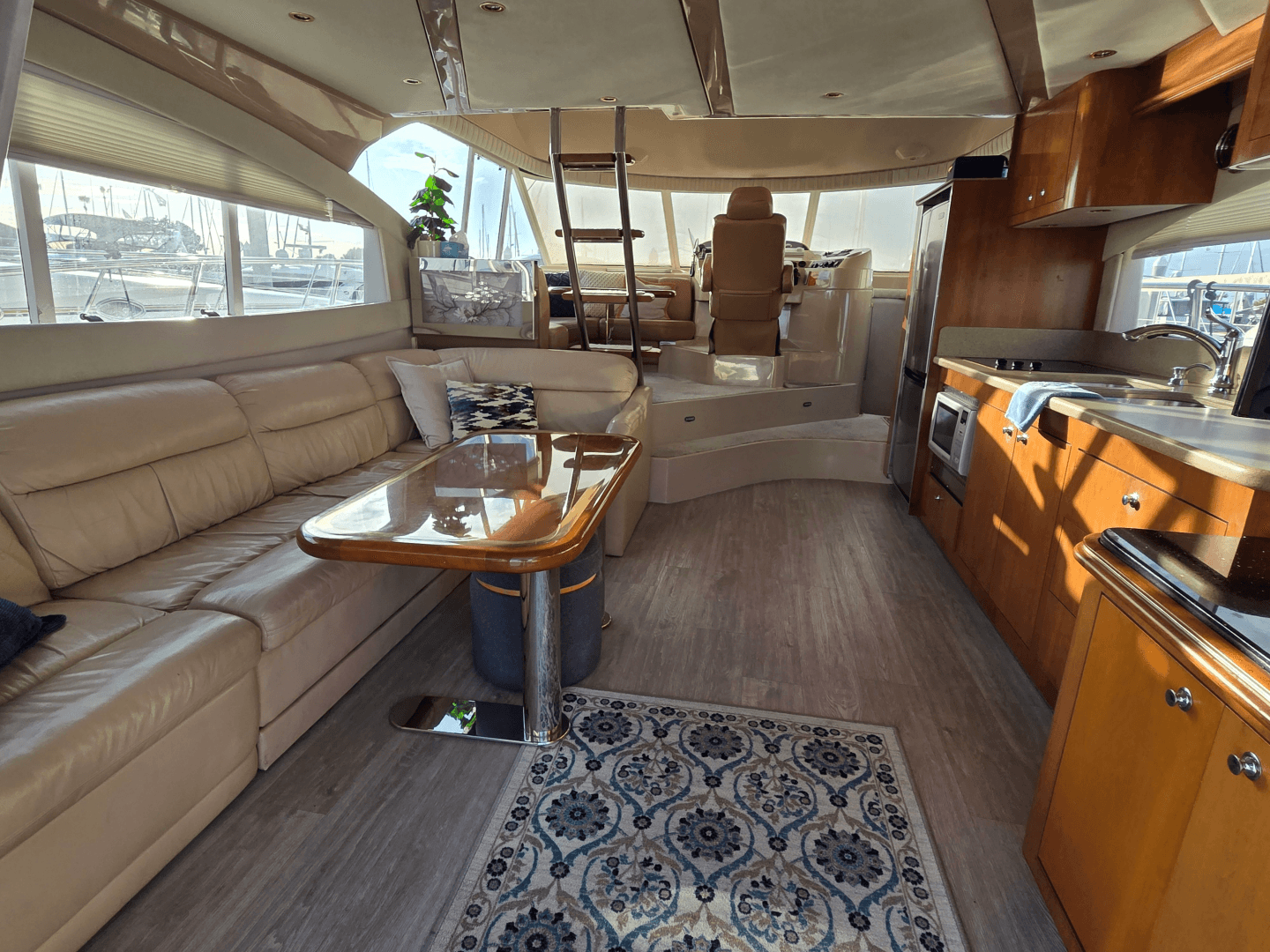 2000 Cruisers Yachts Sport 50