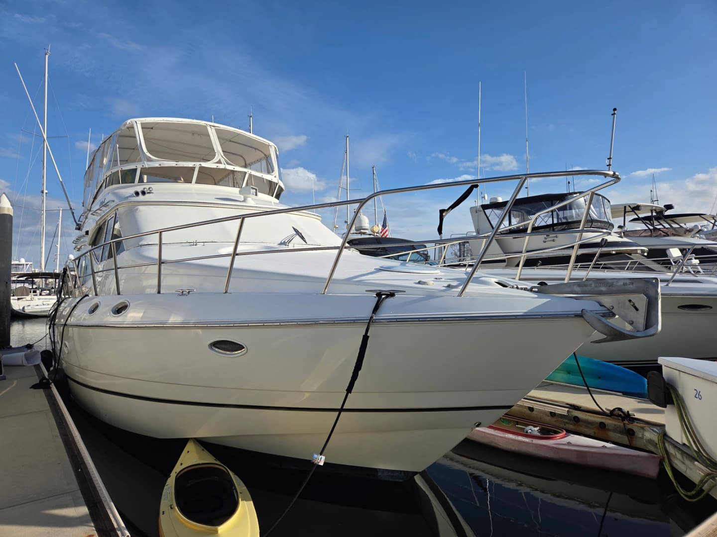 2000 Cruisers Yachts Sport 50