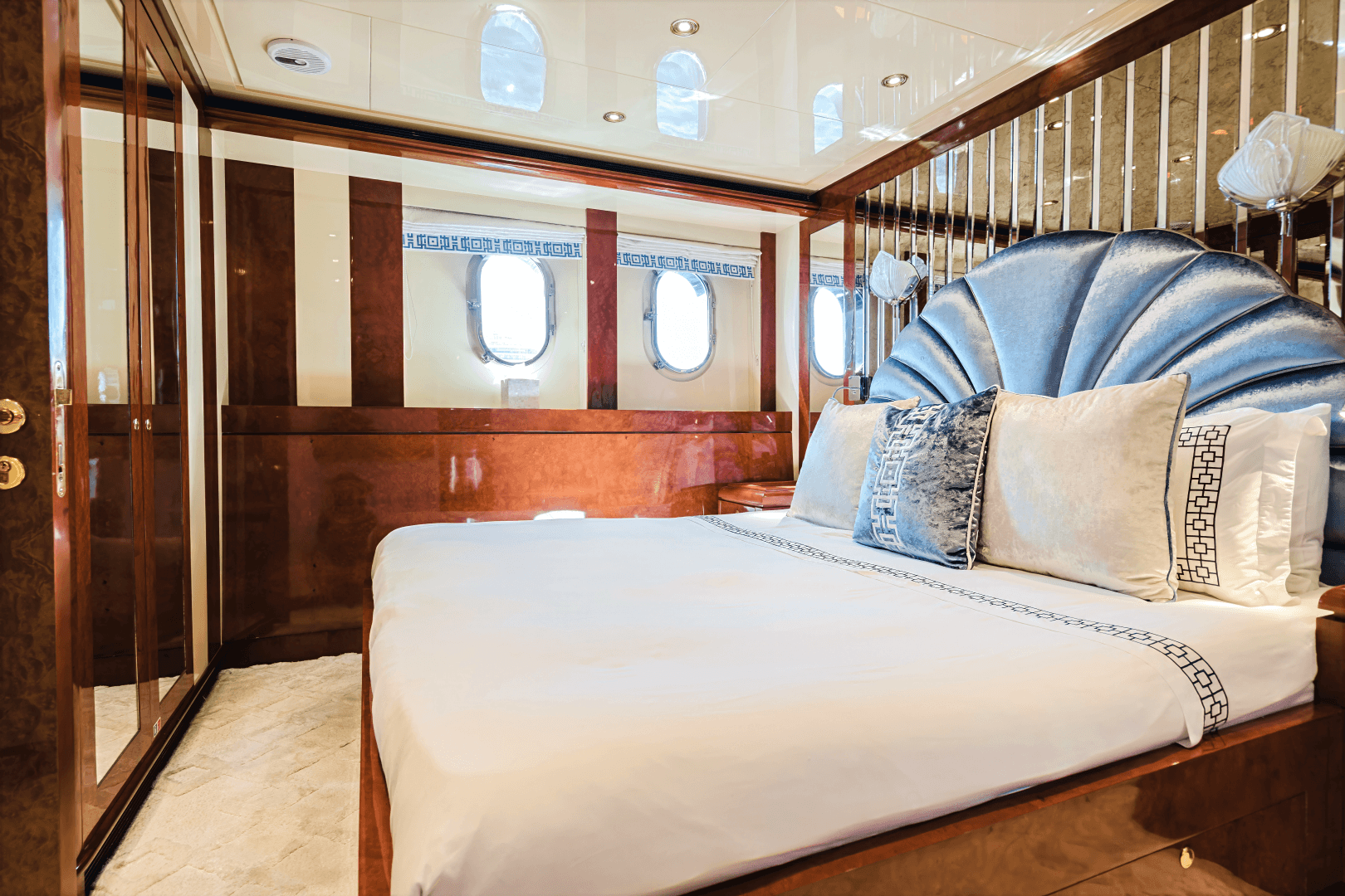 2001 Heesen Yachts 40M