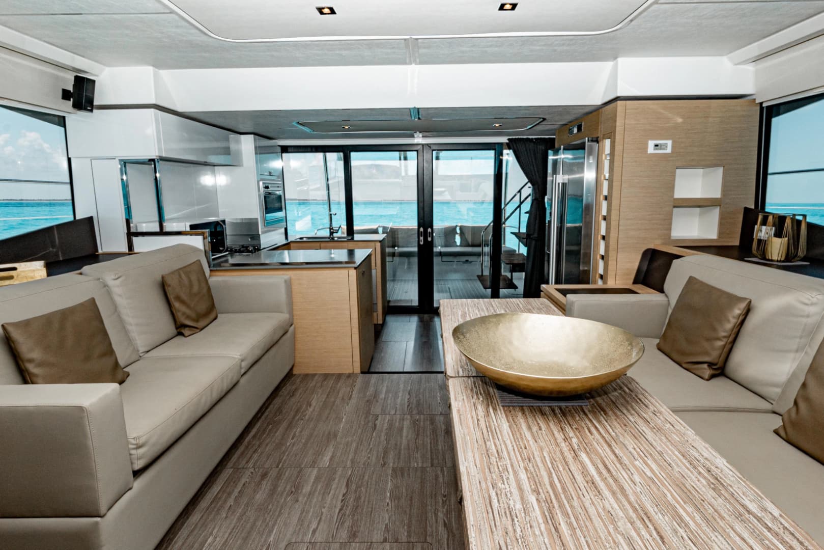 2020 Fountaine Pajot MY6