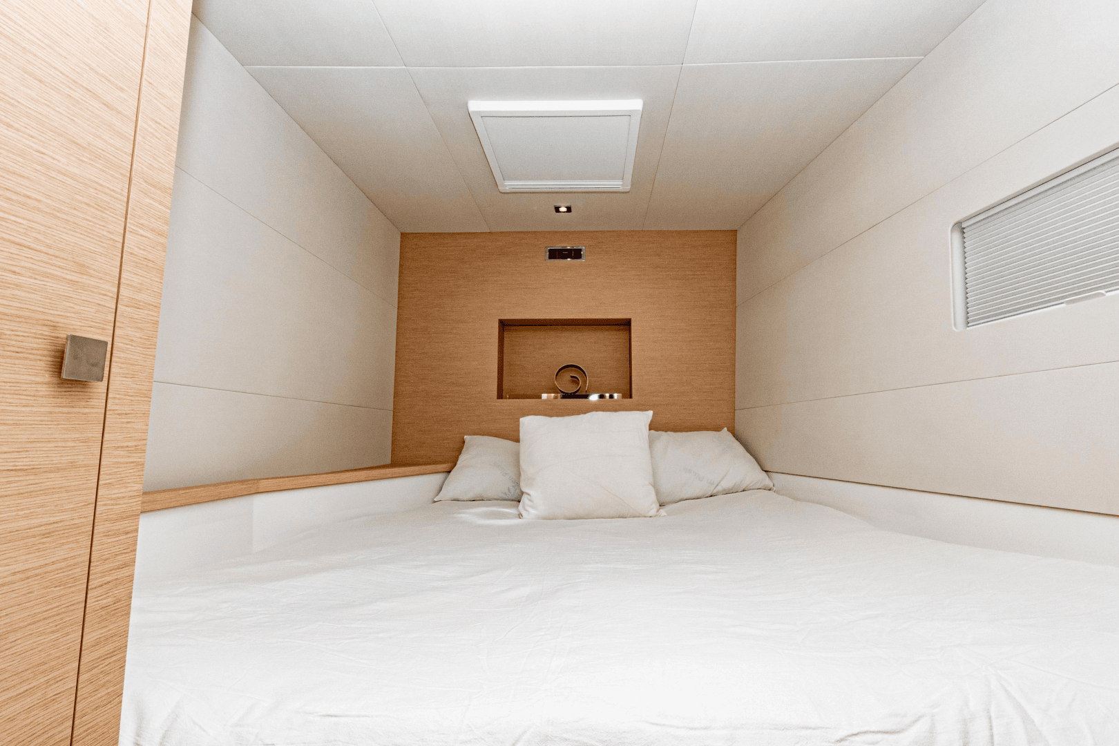 2020 Fountaine Pajot MY6