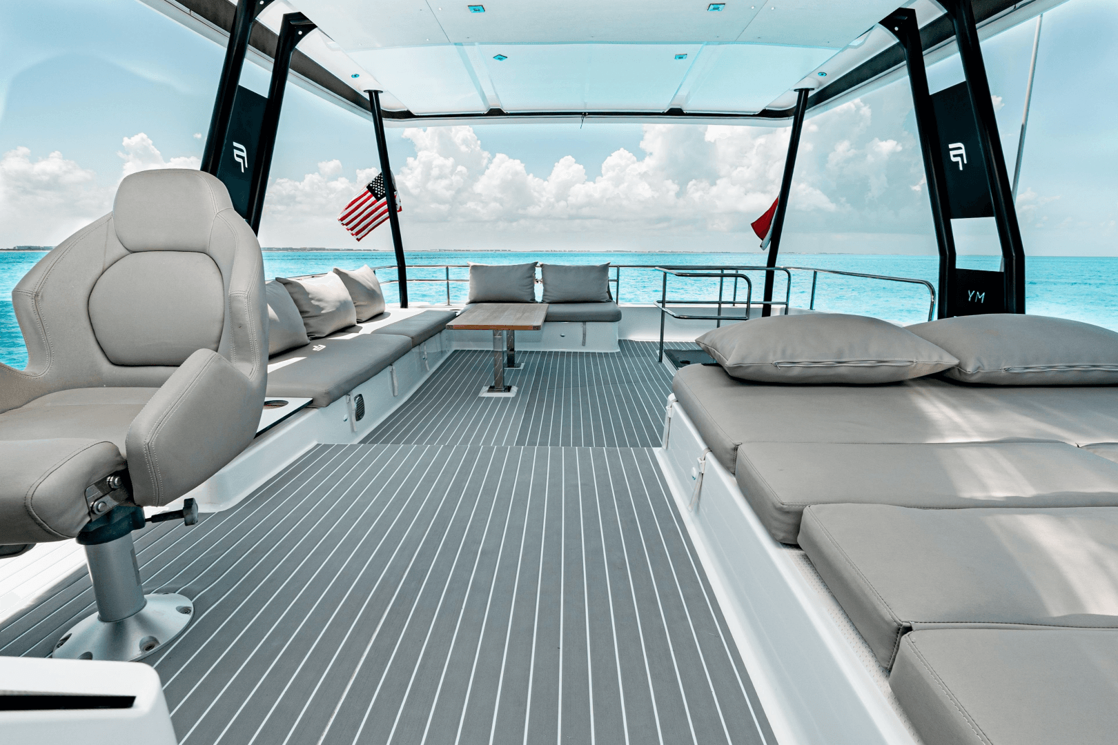 2020 Fountaine Pajot MY6