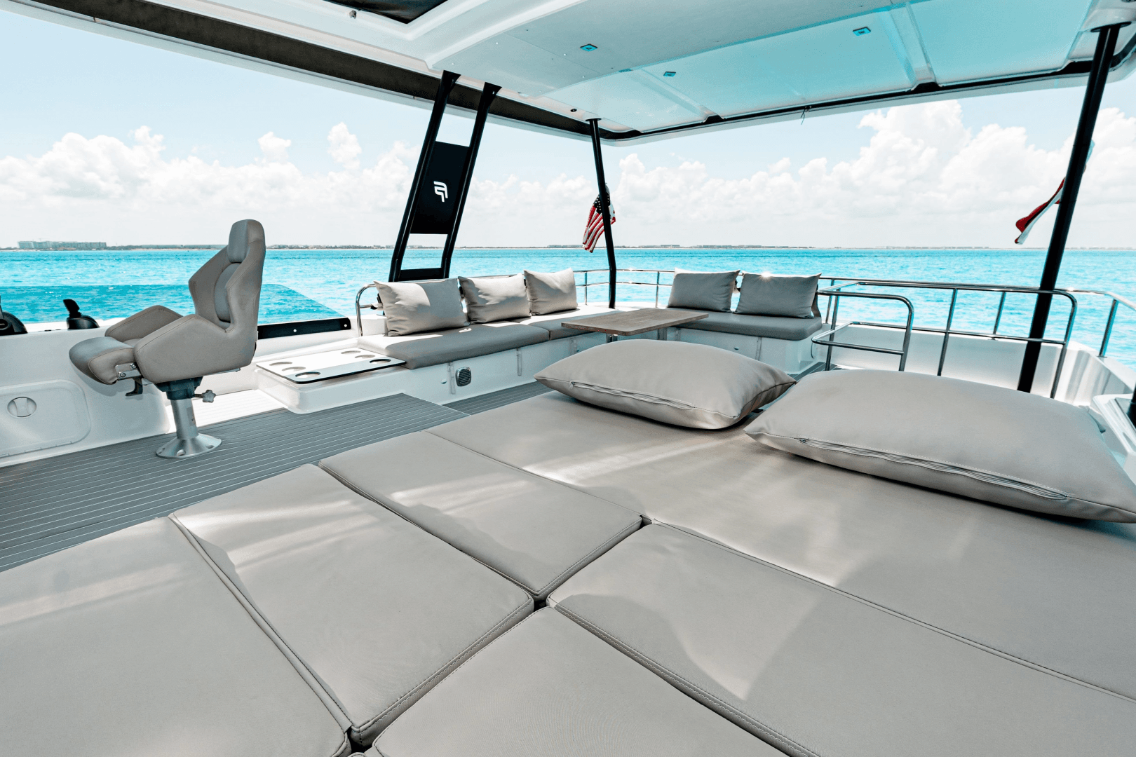 2020 Fountaine Pajot MY6