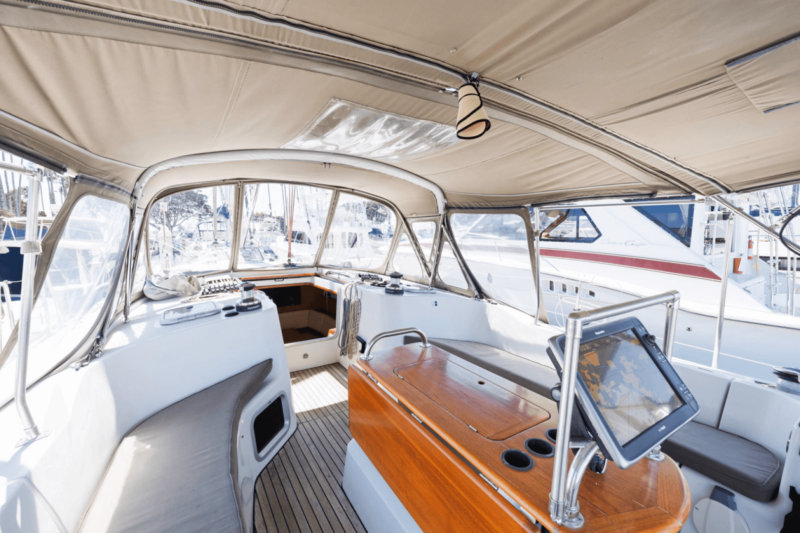 2011 Jeanneau Sun Odyssey 44i