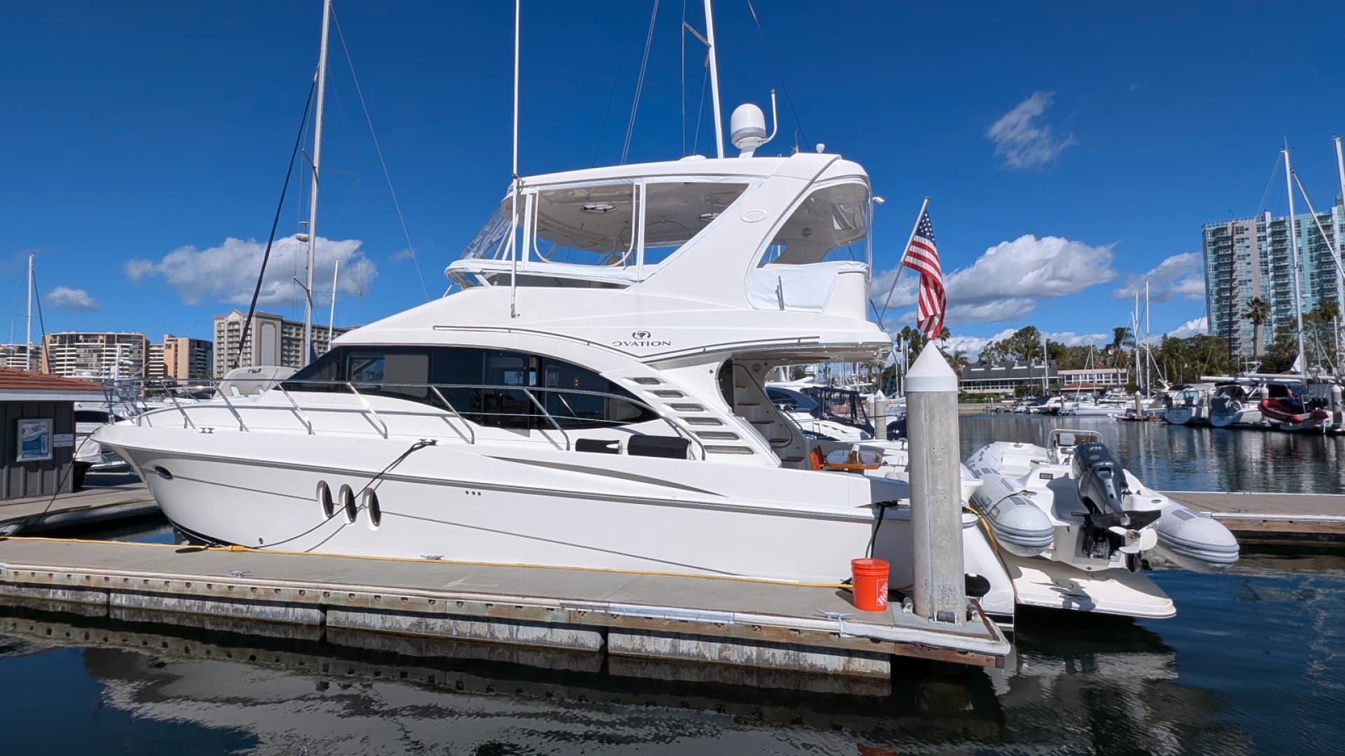 2010 Ovation Flybridge