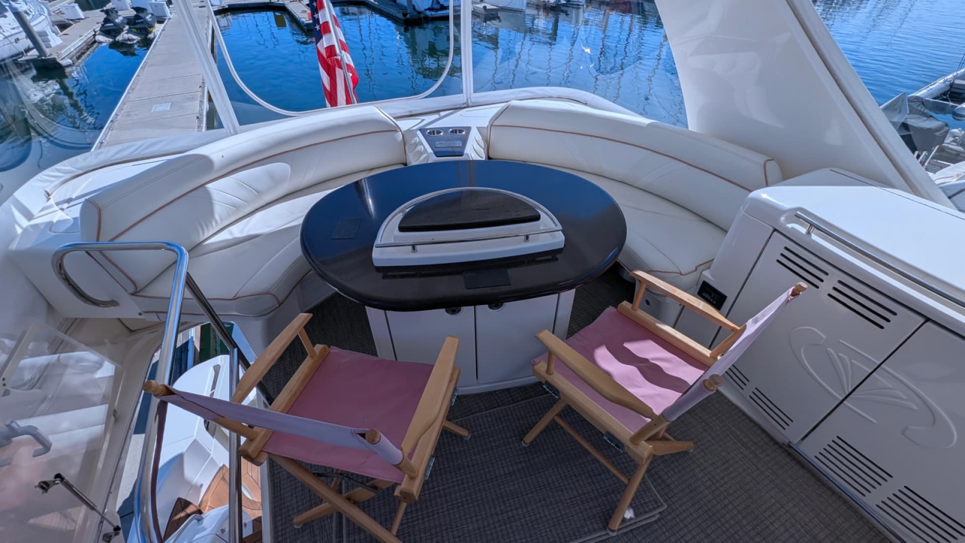 2010 Ovation Flybridge